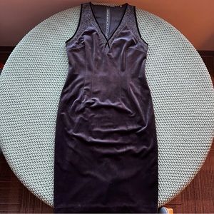 Women’s velour cocktail dress by Ellie Tahari size 6